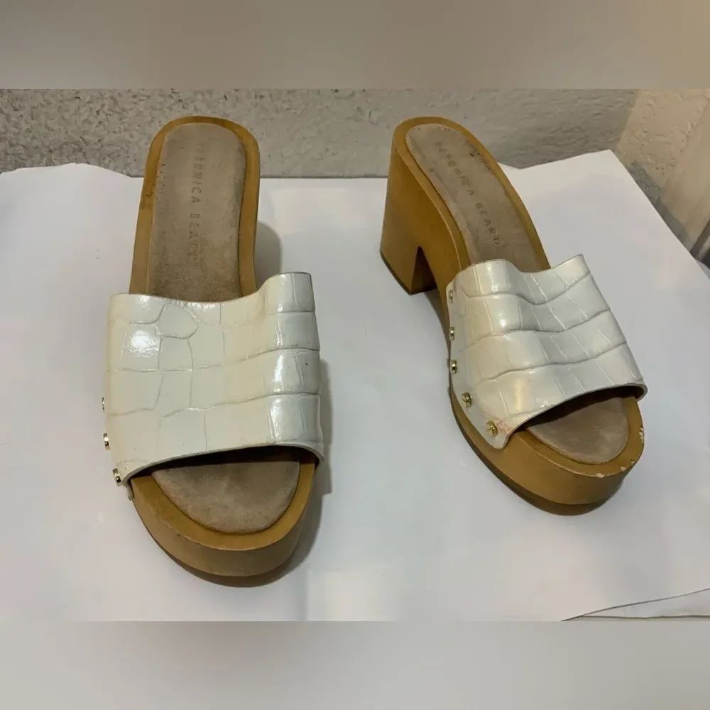 Veronica Beard White and Tan Mules size 7